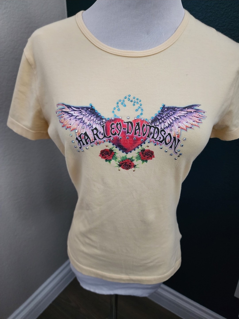 Harley-Davidson Cream Short Sleeve Tee with Winged Heart Graphic